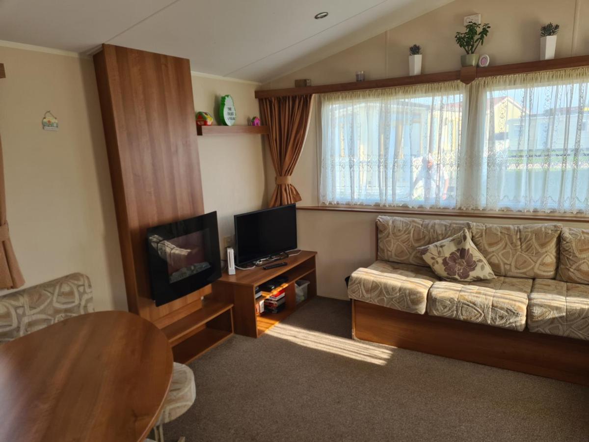 Appartement 8 Berth On Coastfields Ingoldmells Extérieur photo